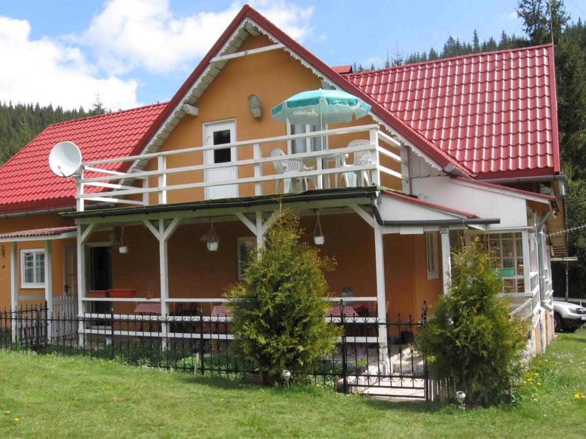 Podina Guest House Poiana Horea Esterno foto