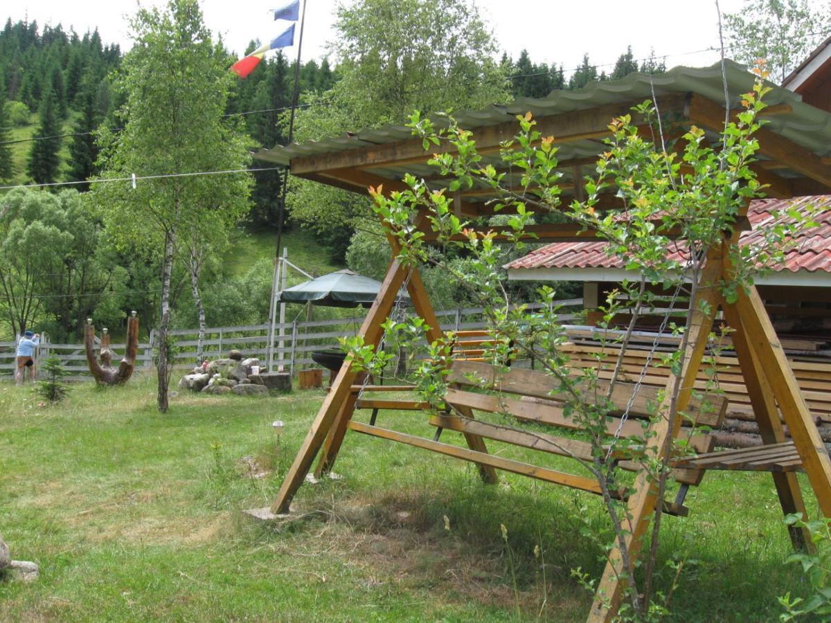Podina Guest House Poiana Horea Esterno foto